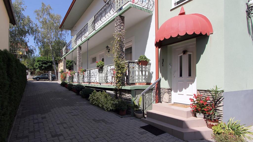 Elena Villa Heviz Bagian luar foto